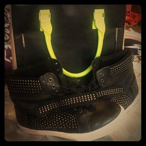 Studded Cross Strap Sneakers (Wide Width)